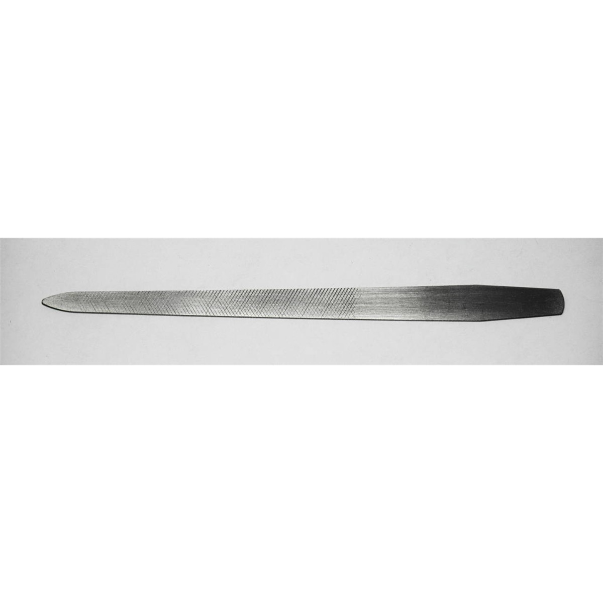 pilnik-metalowy-dugi
